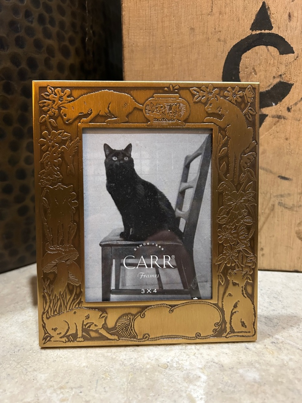 MW CARR Vintage Solid Brass Decorative Cat 3x4 Picture Frame - Gold Tone